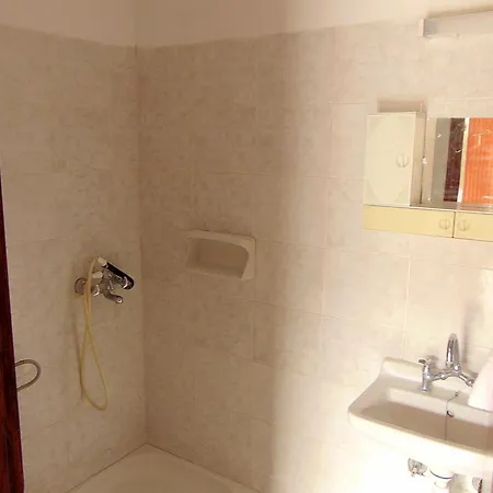 Paradise Apartman *