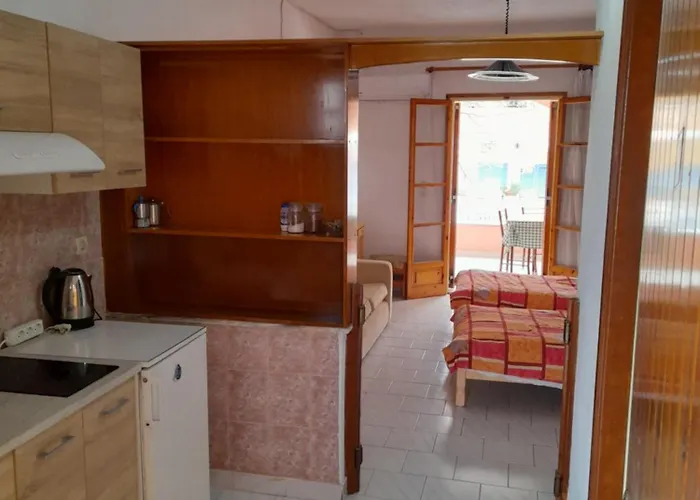 Paradise Apartment *