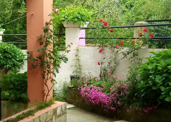 Paradise Apartment Liapades